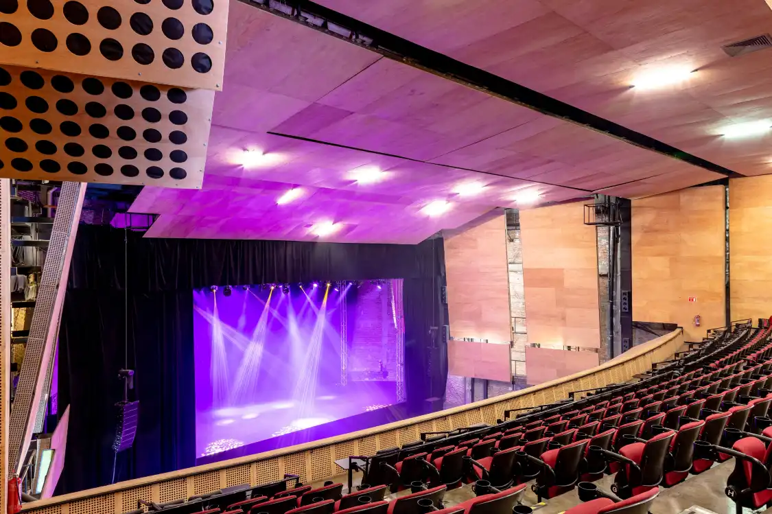 Hotels near Auditorio Blackberry