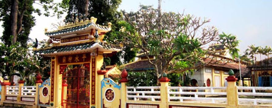 Đình thần Nguyễn Trung Trực
