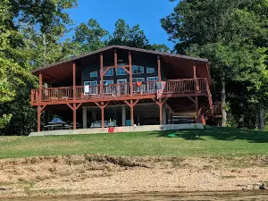 Rocky River Resort