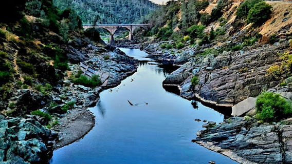 Lake Clementine Trail