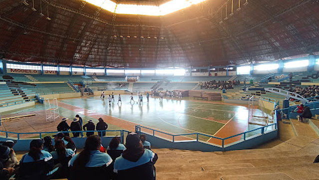 Closed Coliseum Juli