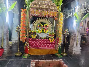 SivaloganathaSwamy temple, Thiruppungur