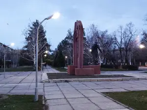 Pamyatnik Zhayyl Baatyru