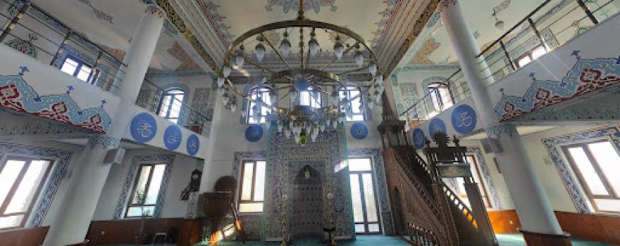 Konuralp Merkez Cami
