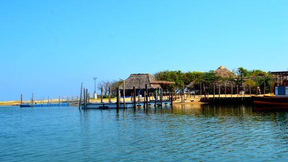 Chunnambar Boat House