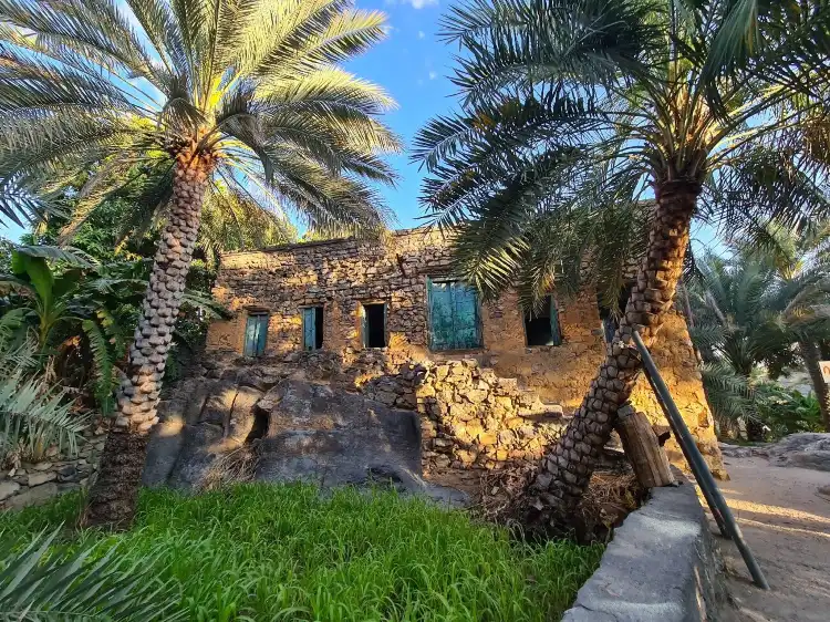 Hotels in Misfat al Abriyyin