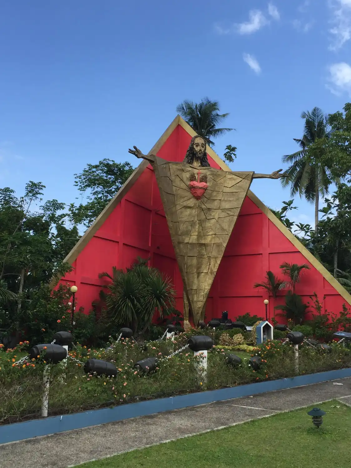 Hotels near World's Largest Rosary