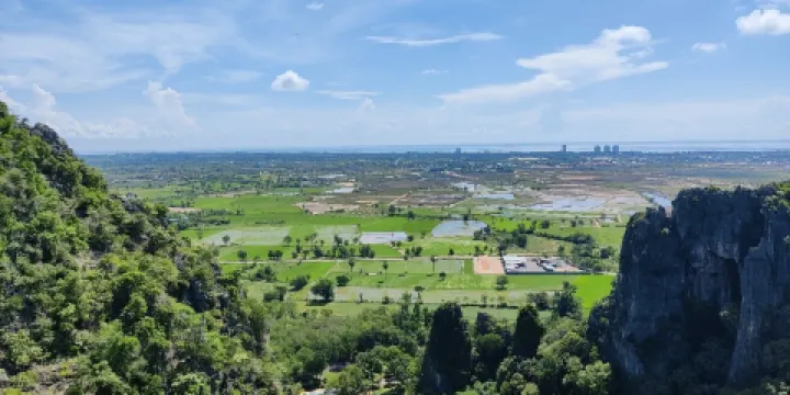 Khao Nang Phanthurat Forest Park