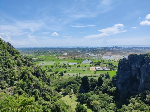 Khao Nang Panthurat Forest Park