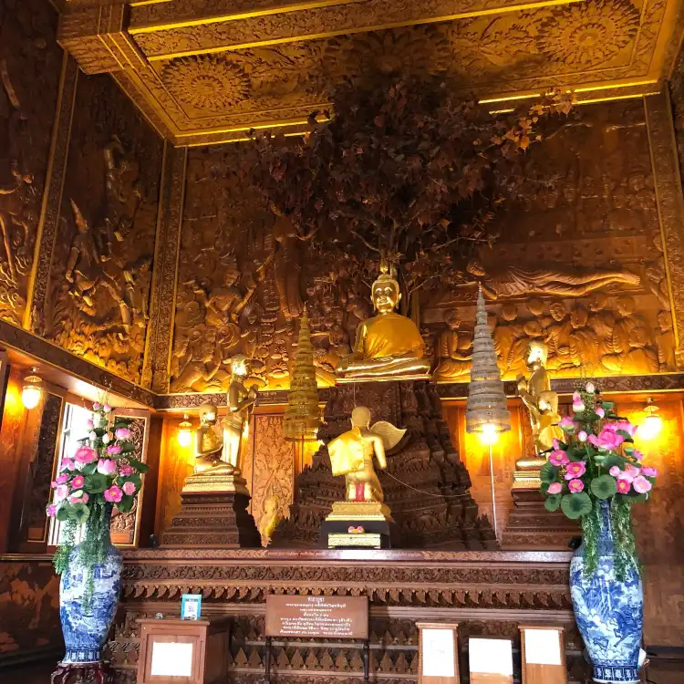Hotel dekat Wat Bang Khae Noi