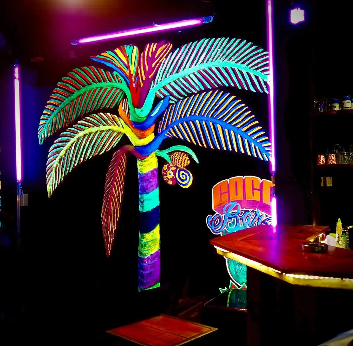 COCO BAR附近的飯店