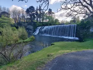 Rere Falls