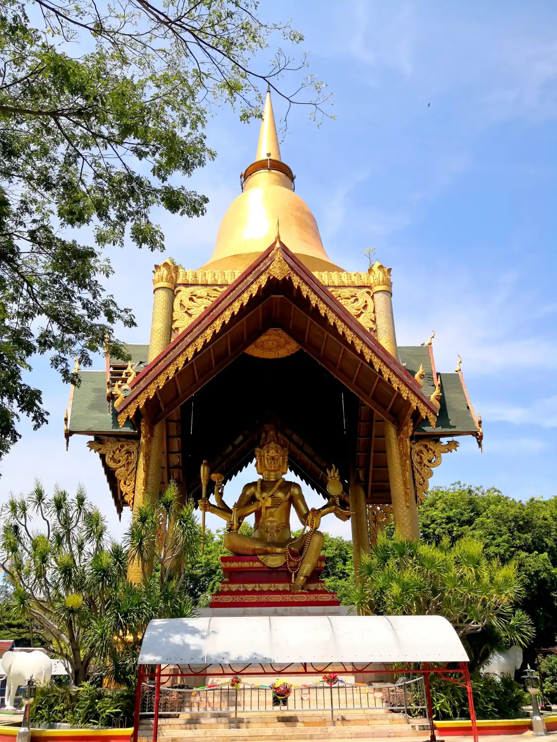 Hotels near 4 Brahma Statue Arts