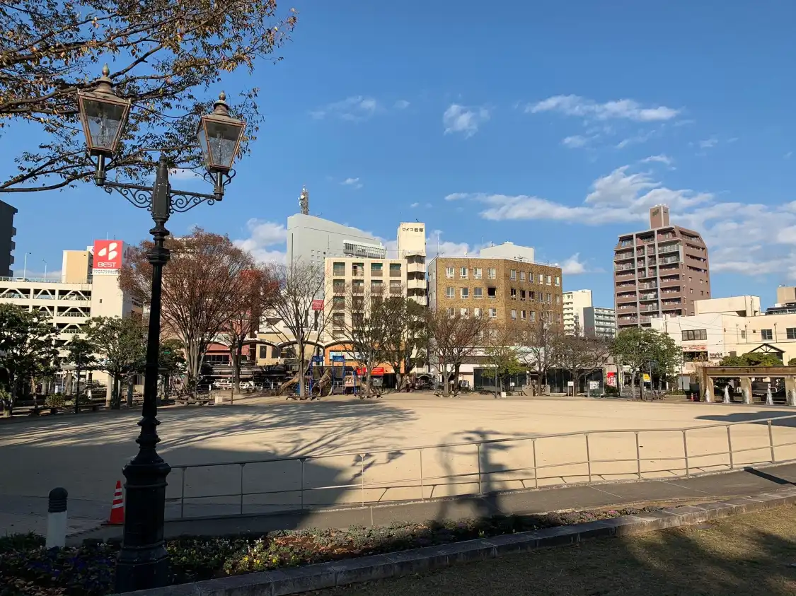 Hotels near Wakakusa Park