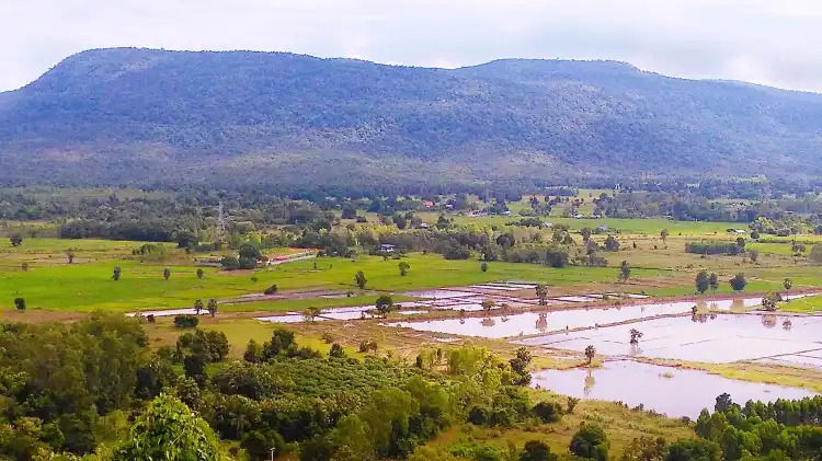 Hotels in Wang Thong