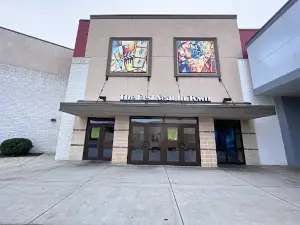 Cinemark Huntington Mall