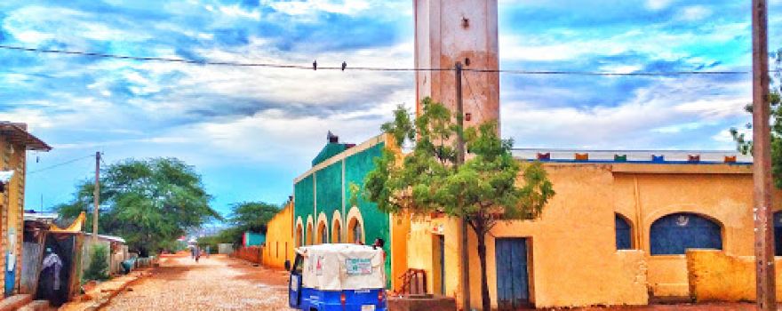 Masjidka Wayn Ee Dh/buur