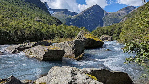 Briksdalsbreen Sightseeing Spot
