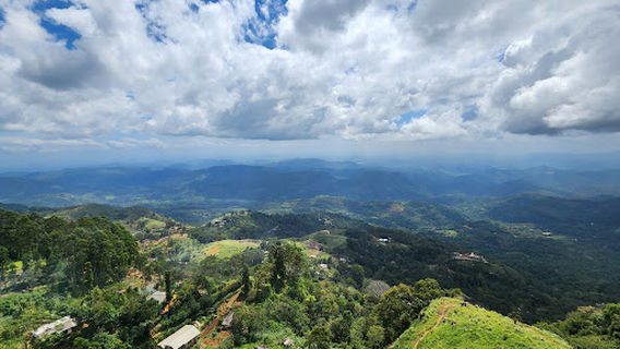 Main Viewpoint Haputhale - හපුතලේ ප්රධාන නැරඹුම් ස්ථානය