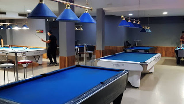 Royal Class Pool