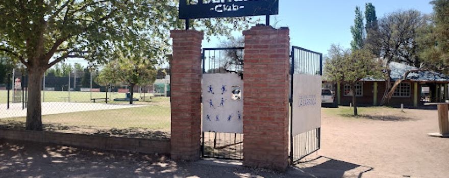 Club Social y Deportivo La Barranca