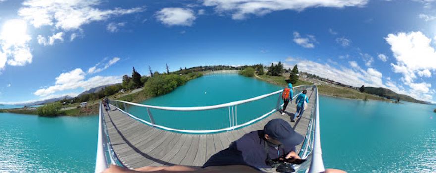 Maclaren Footbridge