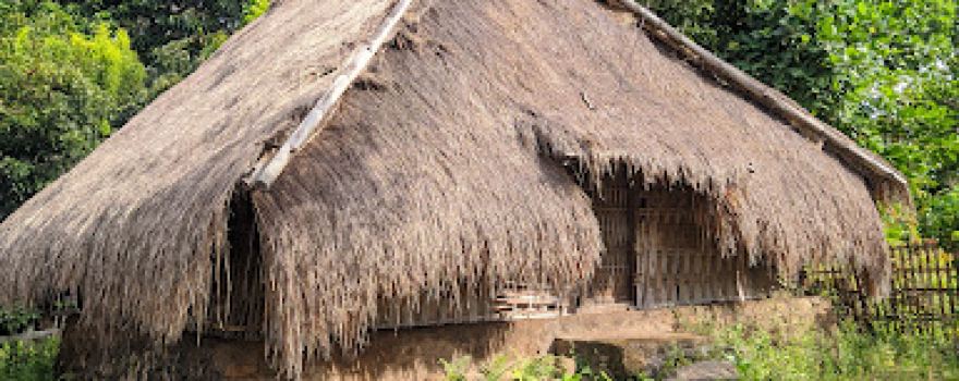 Rumah Adat Bale Langgar