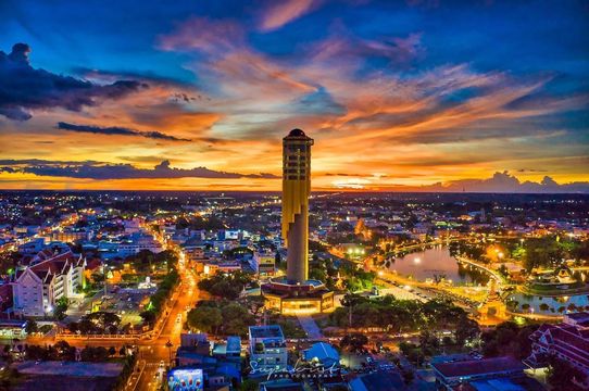 Roi Et Tower