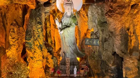 Yuhua Cave attraction in Sanming