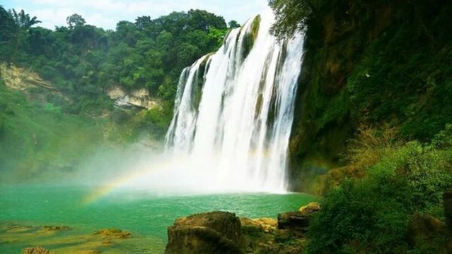 huang guo shu feng jing ming sheng qu - di yi guan pu tai
