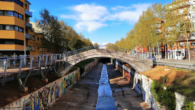 PAVELLÓ MUNICIPAL D'ESPORTS SANTA EUGÈNIA