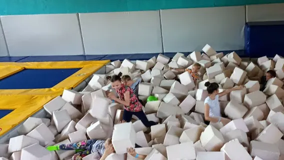 Go Jump Батутный парк