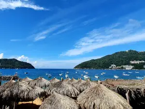 Playa Puerto Marqués