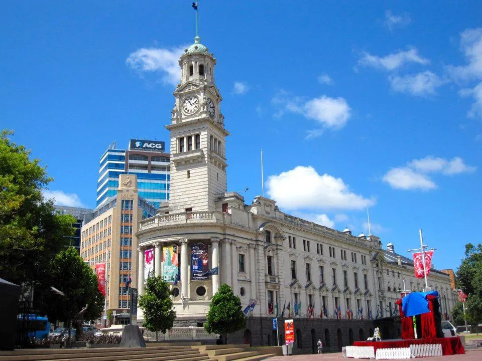 5_Queen Street