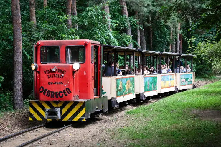 Hotels near Debrecen Zoo and Amusement Park