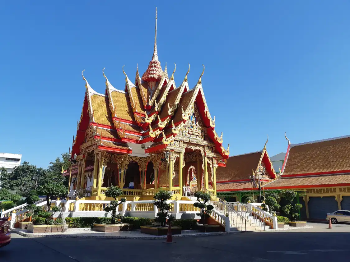 Hotel in zona Wat Maha But Temple - Mae Nak Shrine