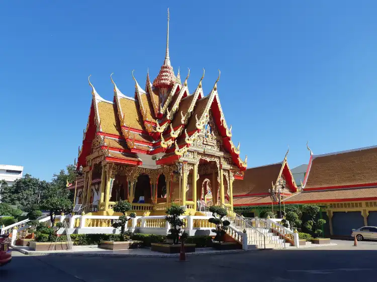 Hotels in der Nähe von Wat Maha But Temple - Mae Nak Shrine