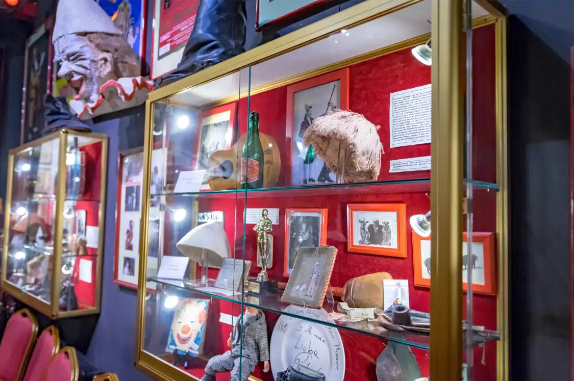 Hotel in zona Circus & Clown Museum