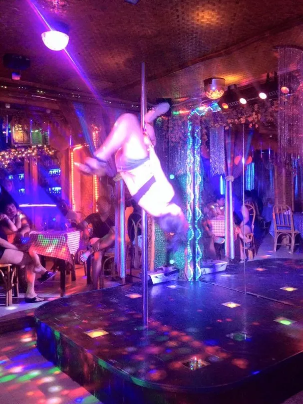 5_Bavaria Club54 KTV & Resto Bar