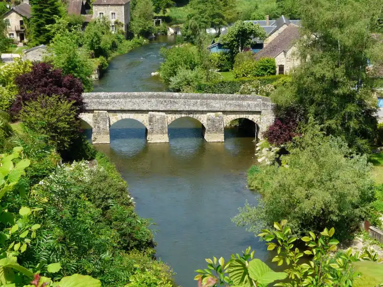 聖塞納裡萊熱雷住宿飯店