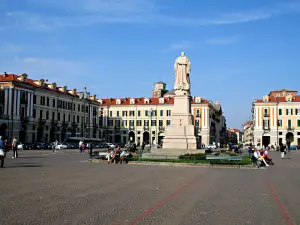 Piazza Galimberti