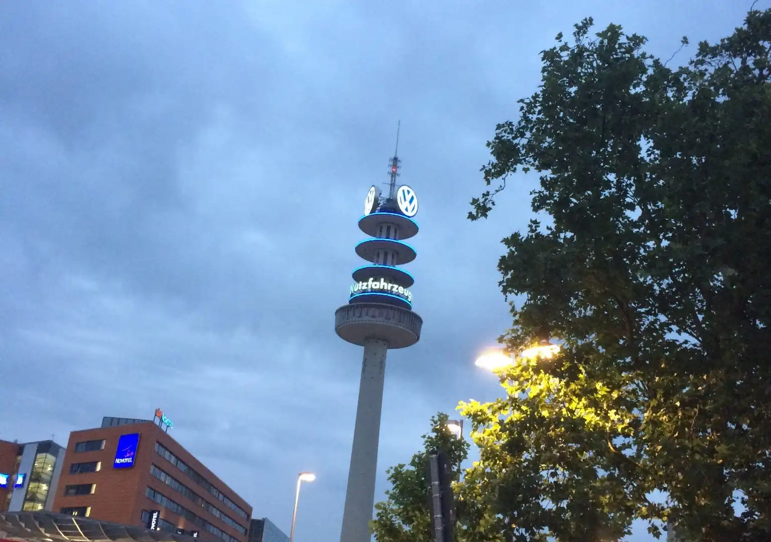 鄰近VW-Tower的酒店