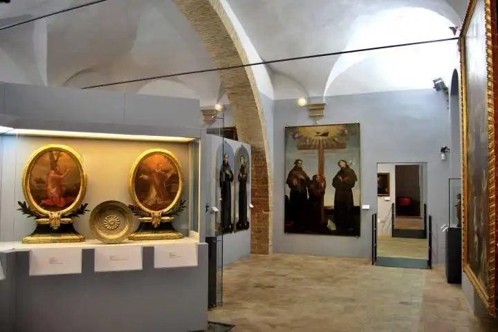 Hotels near Pinacoteca Civica di Spello