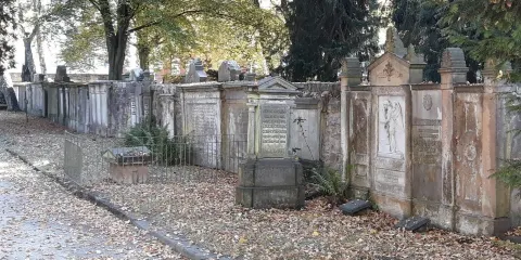 Historische Friedhofe