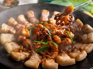 Korean foood Lucky Soul Shibuya Bunkamuradori