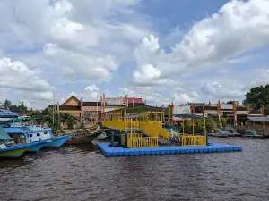 Tanjung Puting National Park Quayside & Office
