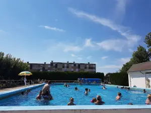Piscine à Entrains sur Nohain