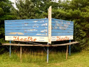 19 Drive-In