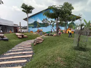 PRINCHSTO, Pringsewu Ranch and Resto