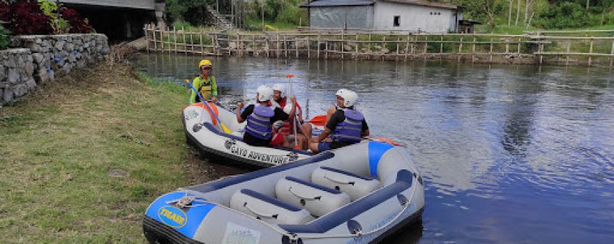 Travel Rafting
